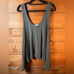 NEW-Zenana Outfitters Charcoal Gray Shark Bite Hem Tank Top Size Medium